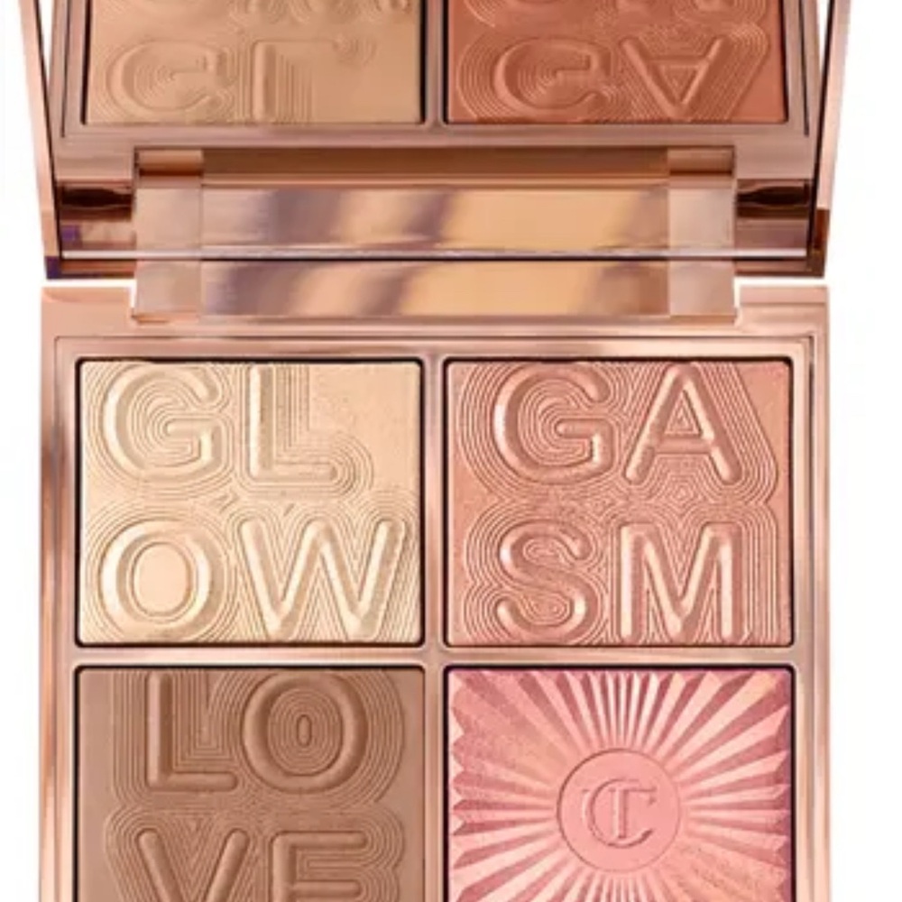 Charlotte Tilbury Glowgasm Face Palette - Radiant Bronze & Rose.